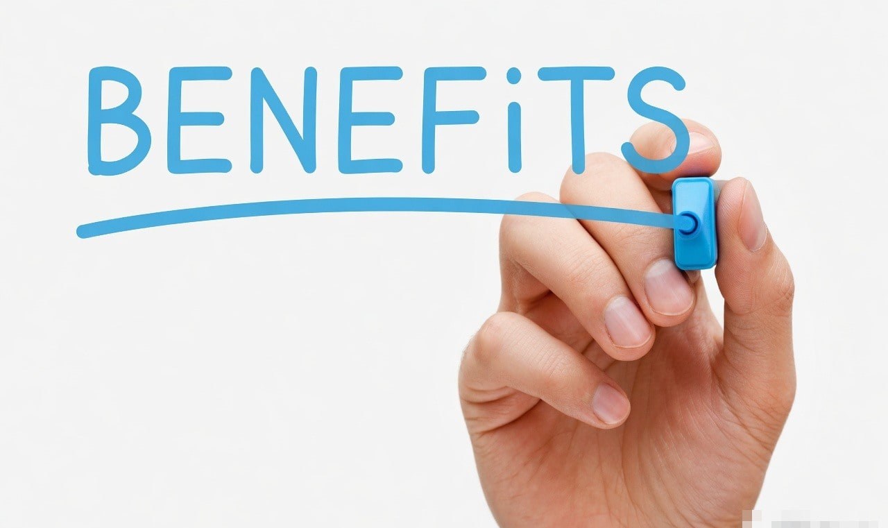 Company benefits and remuneration package for Byron Thomas Recruitment staff